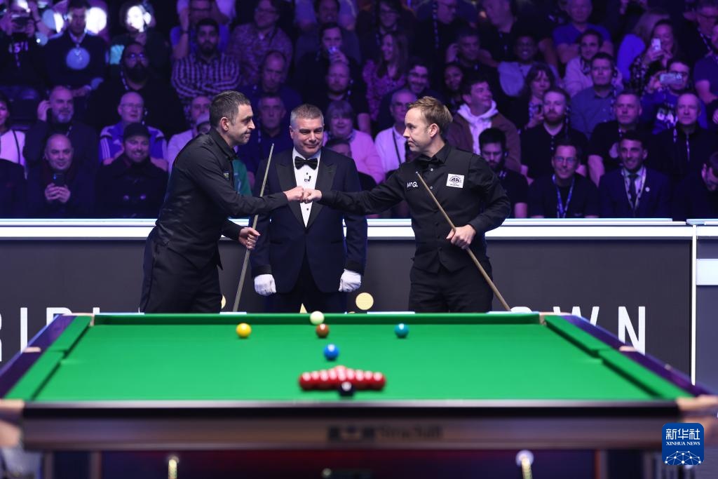 侧翼接应完 侧翼接应完