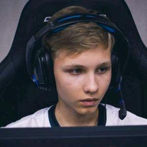 框与高位策 框与高位策